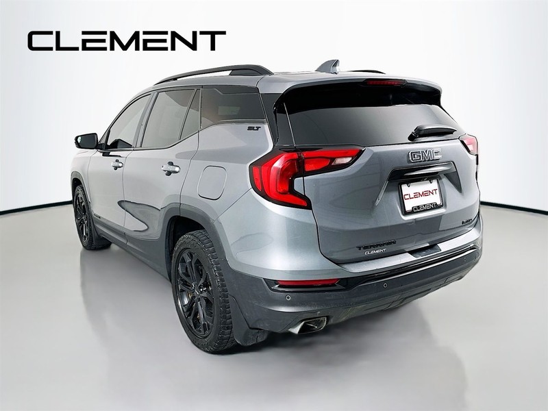 GMC Terrain Vehicle Image 10