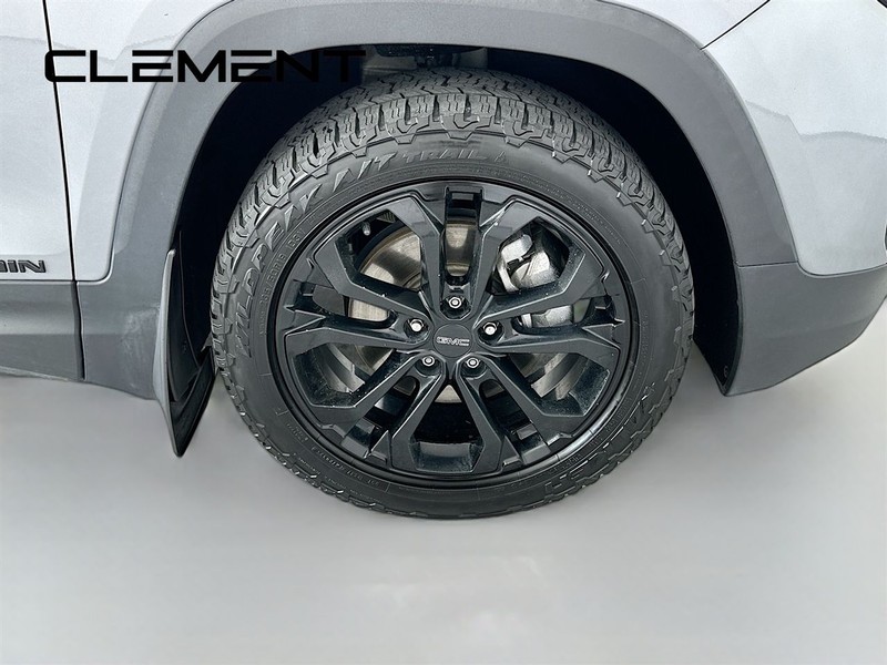 GMC Terrain Vehicle Image 37