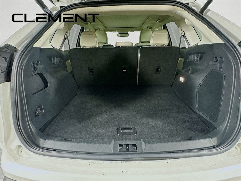 Ford Edge Vehicle Image 11