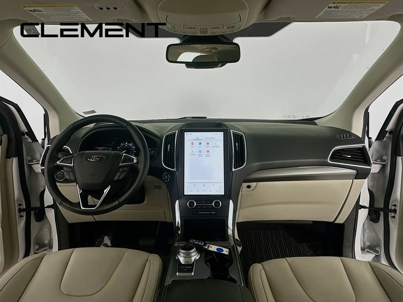 Ford Edge Vehicle Image 12