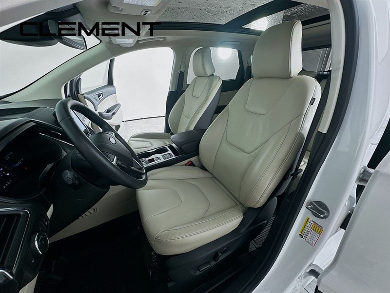 Ford Edge Vehicle Image 31