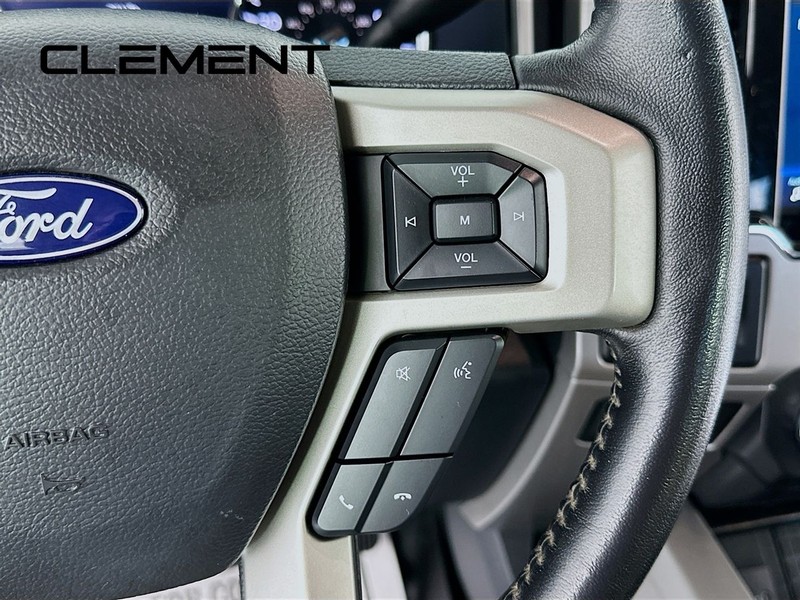 Ford Super Duty F-250 SRW Vehicle Image 17