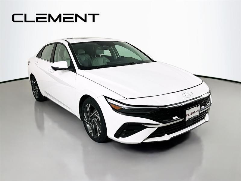 Hyundai Elantra Vehicle Full-screen Gallery Image 5