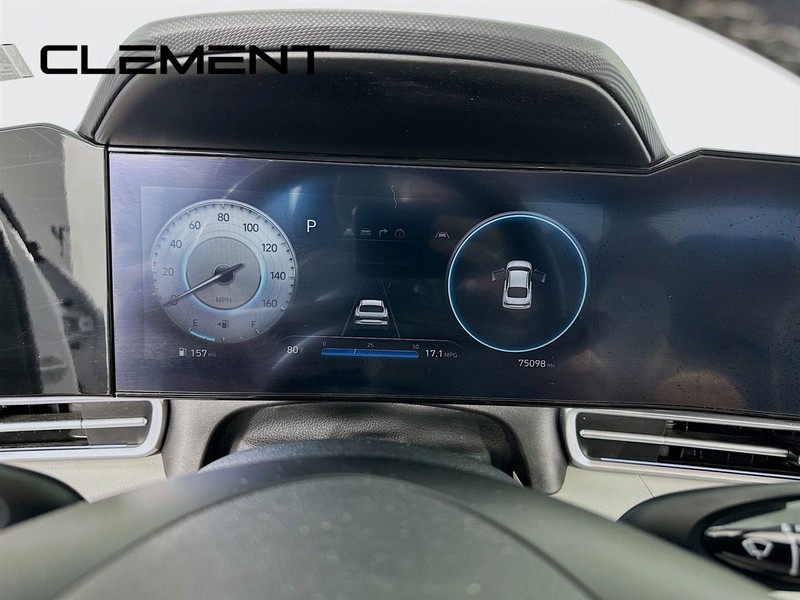 Hyundai Elantra Vehicle Full-screen Gallery Image 18