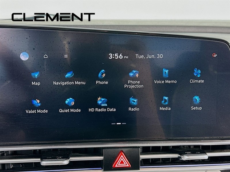 Hyundai Elantra Vehicle Full-screen Gallery Image 19
