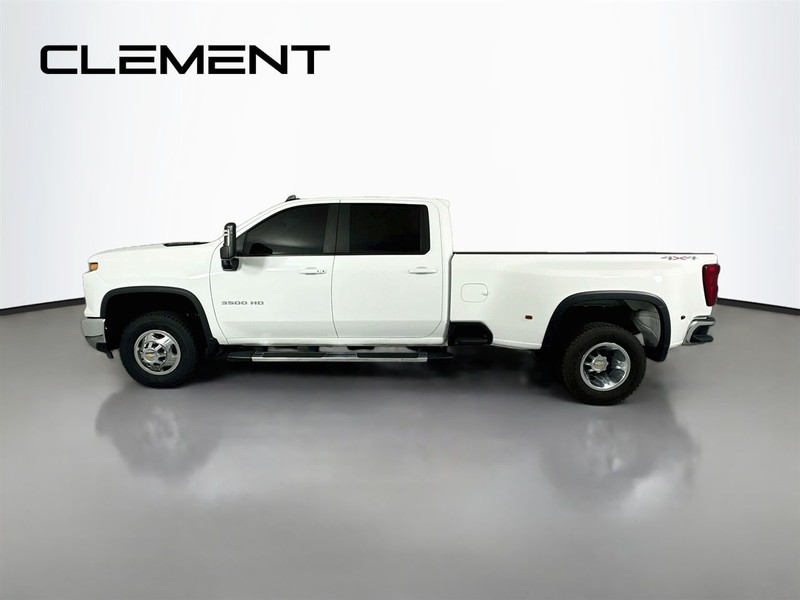Chevrolet Silverado 3500HD Vehicle Image 06