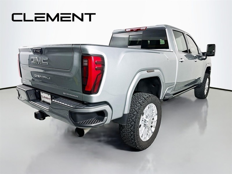 GMC Sierra 3500HD Vehicle Image 07