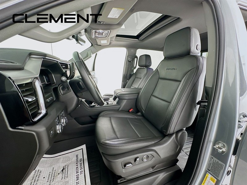 GMC Sierra 3500HD Vehicle Image 31