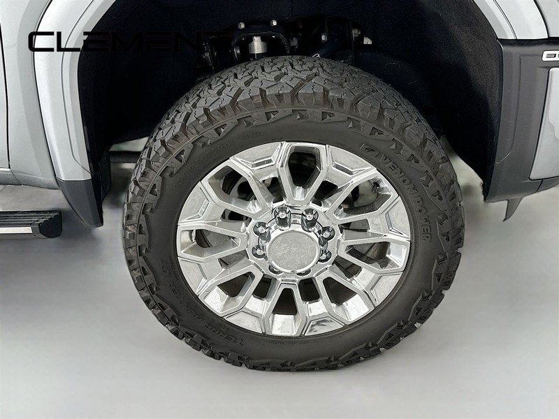 GMC Sierra 3500HD Vehicle Image 37