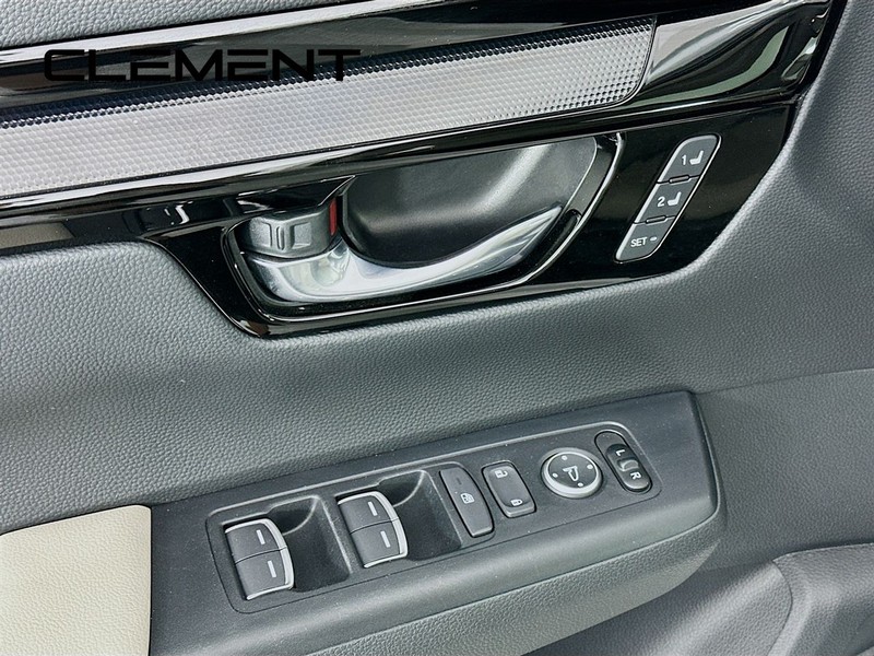 Honda CR-V Vehicle Full-screen Gallery Image 27