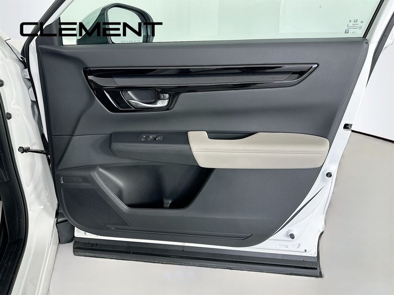 Honda CR-V Vehicle Full-screen Gallery Image 35