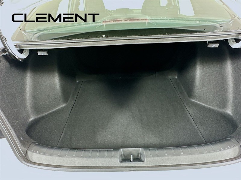 Honda Civic Sedan Vehicle Image 11
