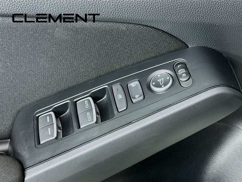 Honda Civic Sedan Vehicle Image 23