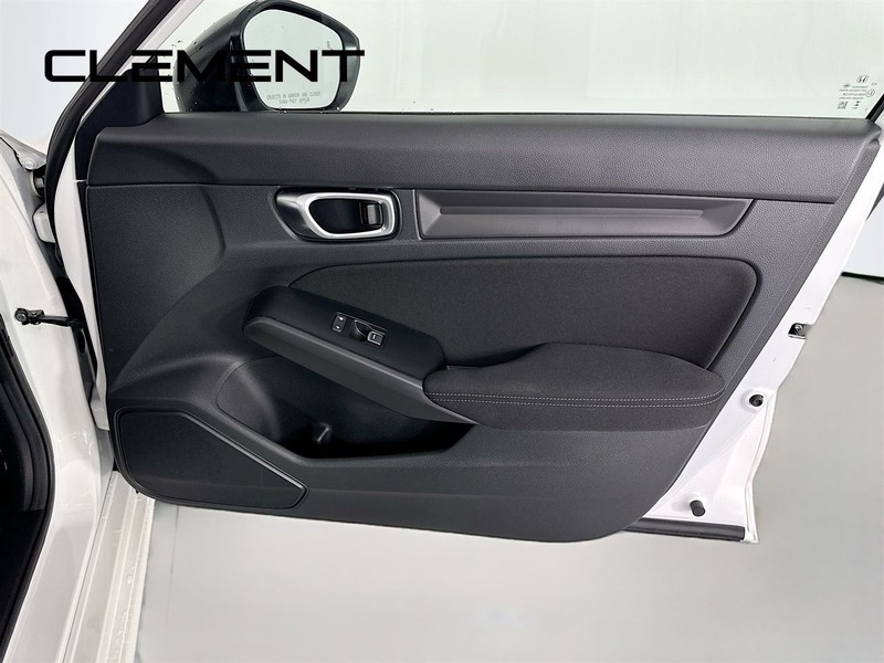 Honda Civic Sedan Vehicle Image 32
