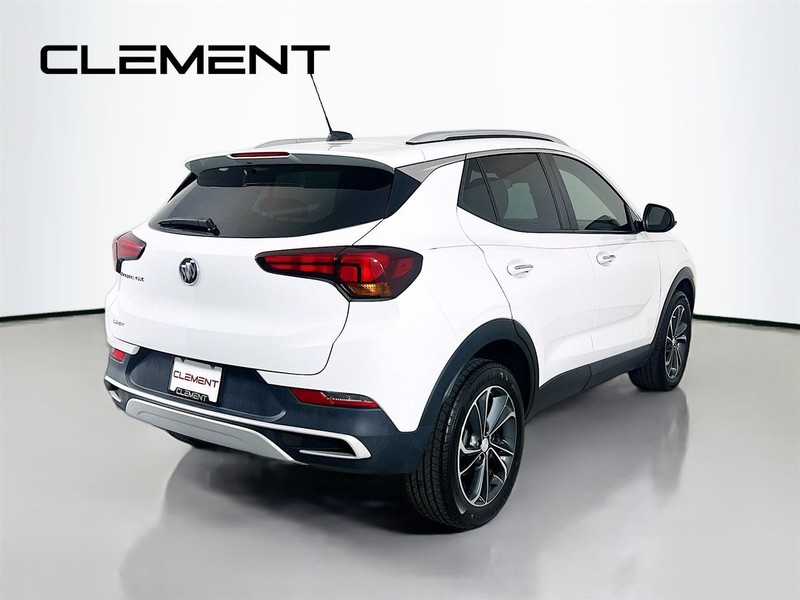 Buick Encore GX Vehicle Full-screen Gallery Image 07