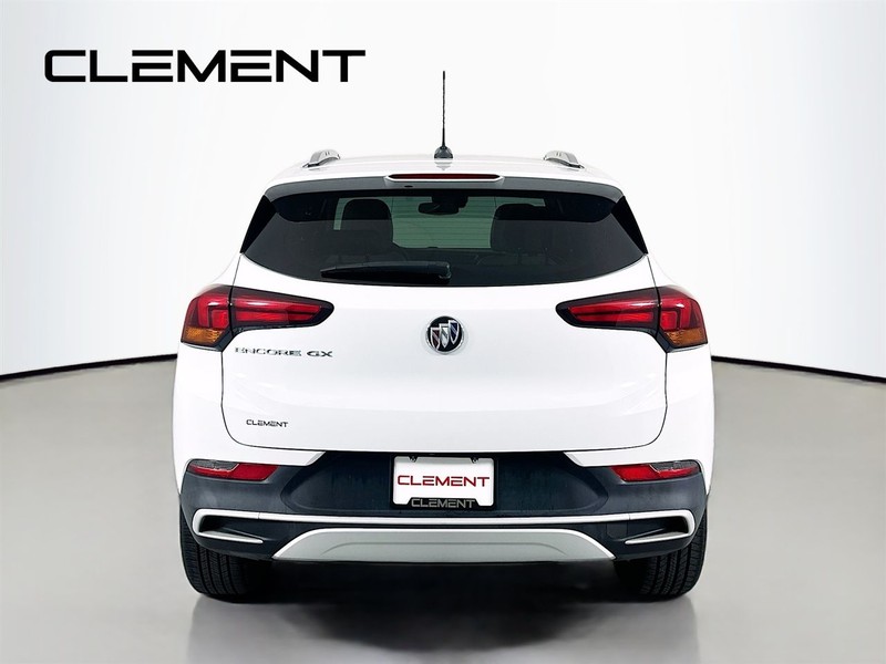 Buick Encore GX Vehicle Full-screen Gallery Image 08