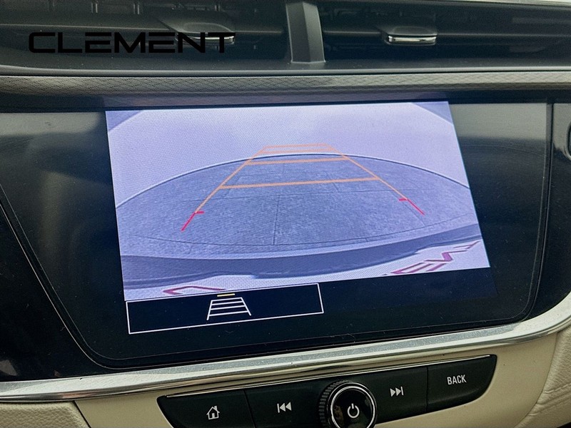 Buick Encore GX Vehicle Full-screen Gallery Image 20
