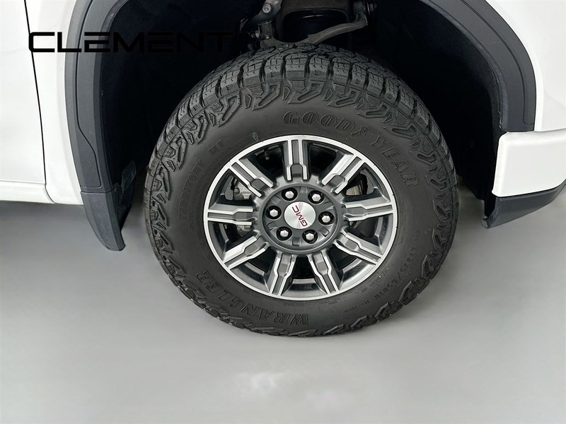 GMC Sierra 1500 Vehicle Image 36