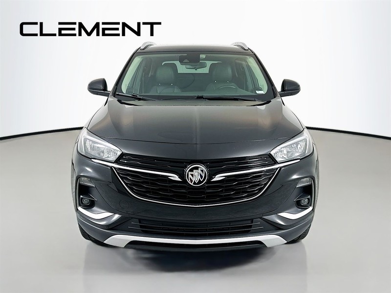 Buick Encore GX Vehicle Full-screen Gallery Image 03