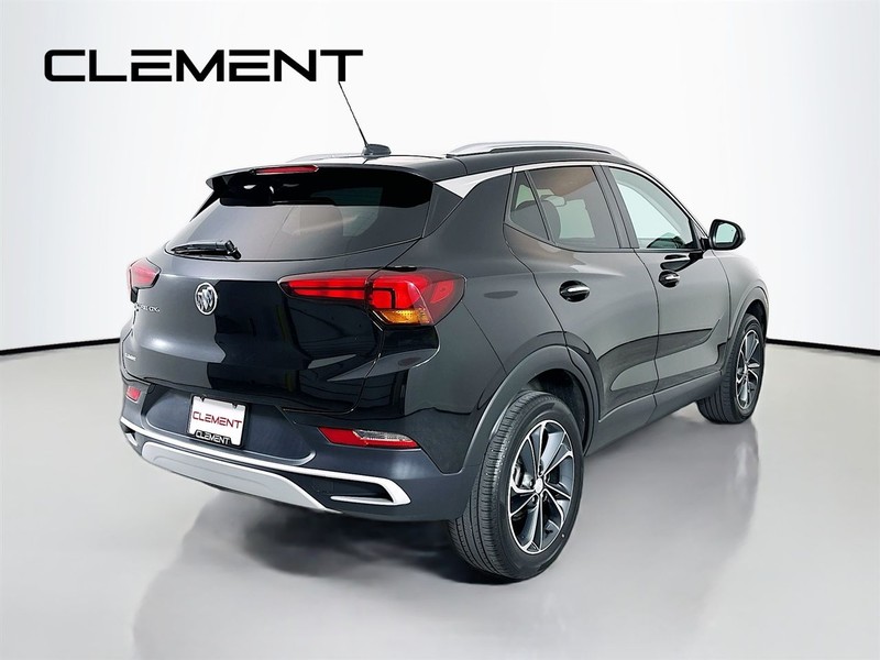 Buick Encore GX Vehicle Full-screen Gallery Image 07