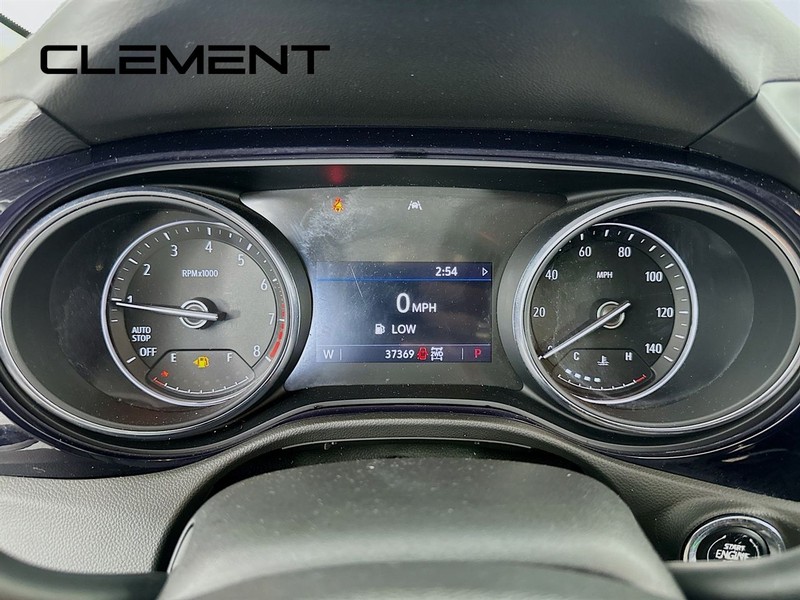 Buick Encore GX Vehicle Full-screen Gallery Image 18