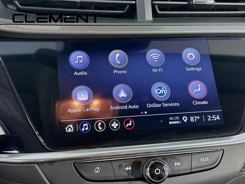 Buick Encore GX Vehicle Full-screen Gallery Image 19