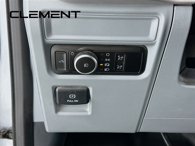 Ford F-150 Vehicle Image 14