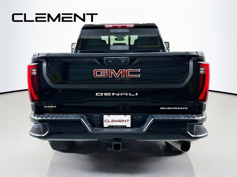 GMC Sierra 2500HD Vehicle Image 08
