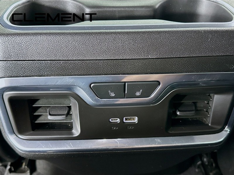 GMC Sierra 2500HD Vehicle Image 33