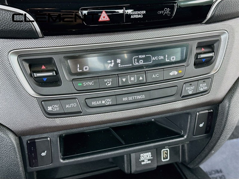 Honda Ridgeline Vehicle Full-screen Gallery Image 22