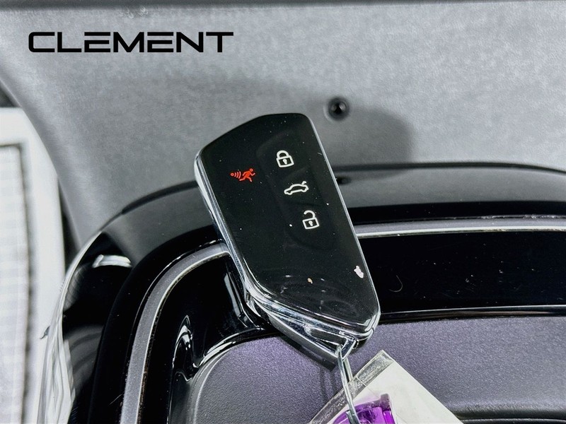 Volkswagen ID.4 Vehicle Full-screen Gallery Image 24