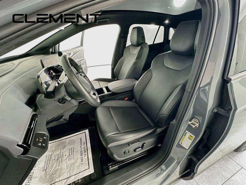 Volkswagen ID.4 Vehicle Full-screen Gallery Image 30