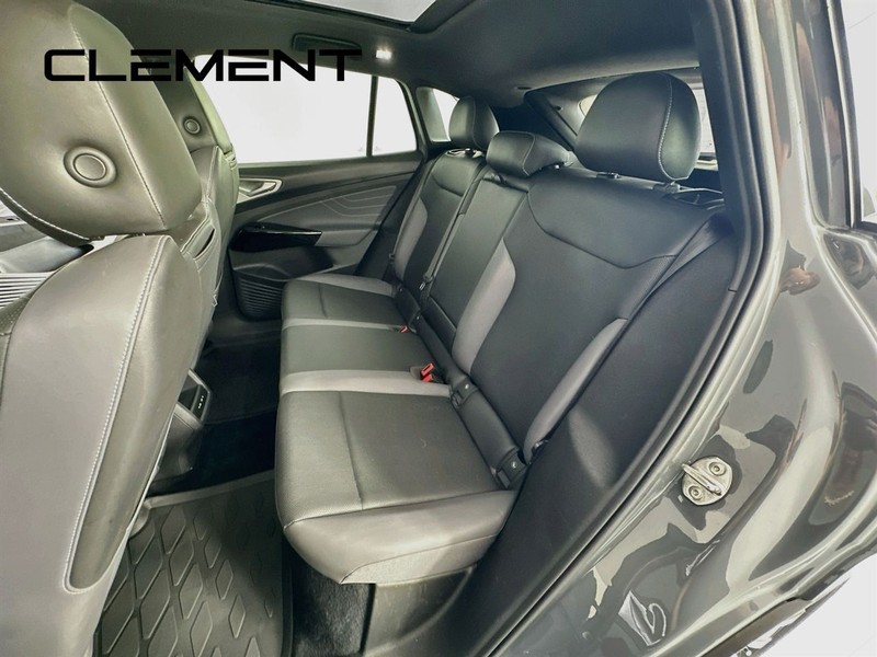 Volkswagen ID.4 Vehicle Full-screen Gallery Image 32