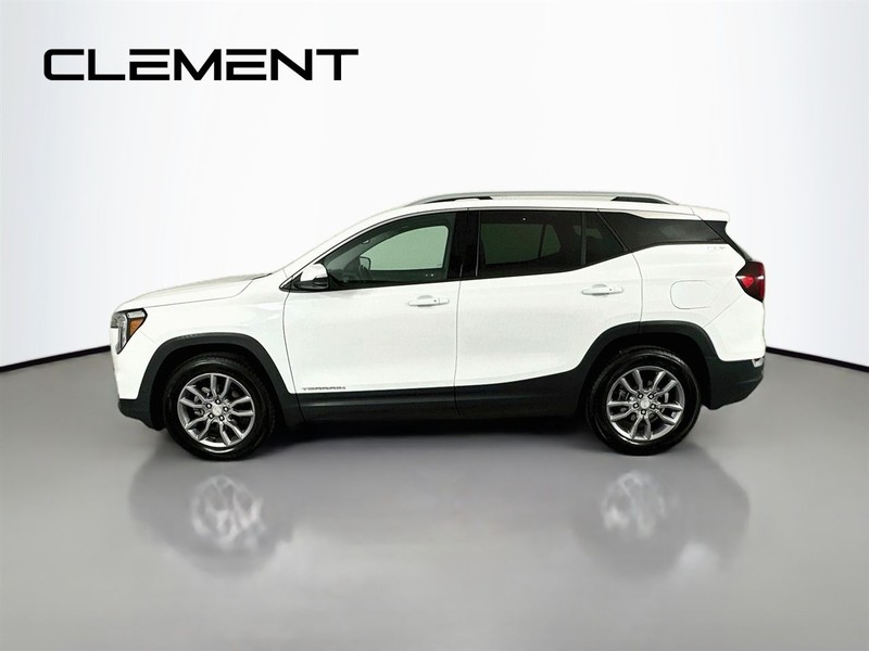 GMC Terrain Vehicle Full-screen Gallery Image 6