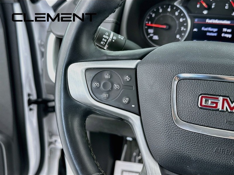 GMC Terrain Vehicle Full-screen Gallery Image 16