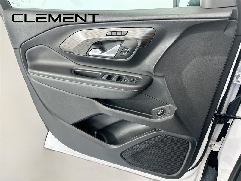 GMC Terrain Vehicle Full-screen Gallery Image 27