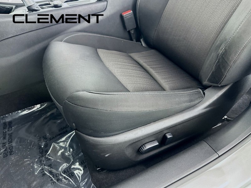 Nissan Altima Vehicle Image 27