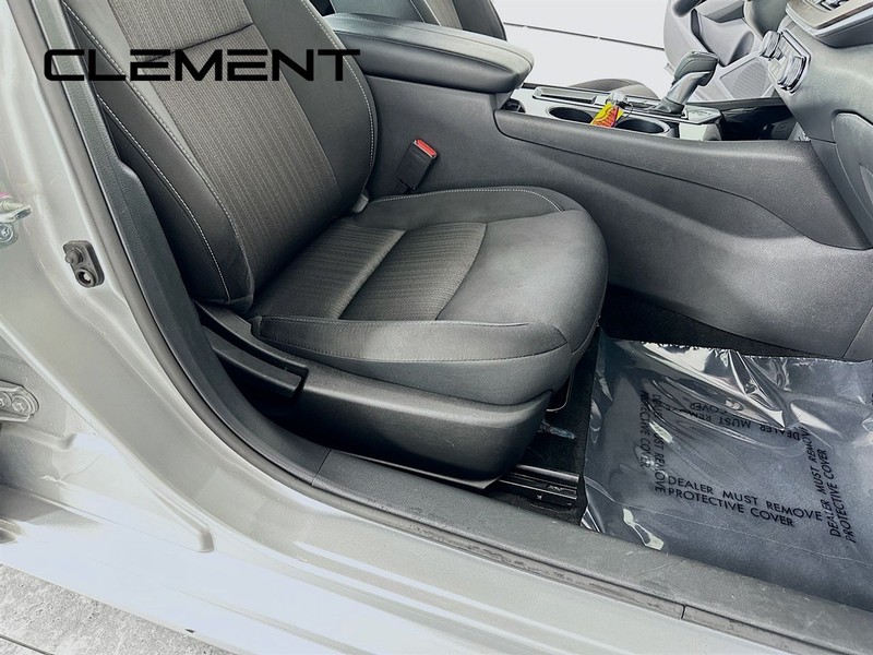 Nissan Altima Vehicle Image 31