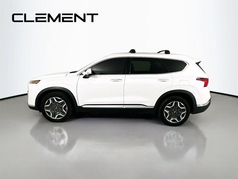 Hyundai Santa Fe Vehicle Full-screen Gallery Image 6