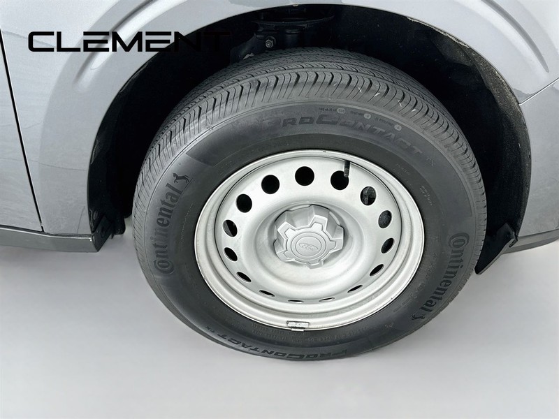 Ford Maverick Vehicle Image 34