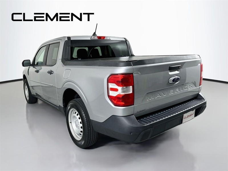 Ford Maverick Vehicle Image 10