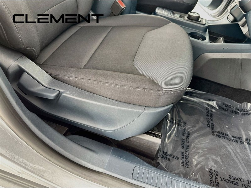 Ford Maverick Vehicle Image 31
