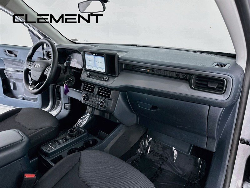 Ford Maverick Vehicle Image 32