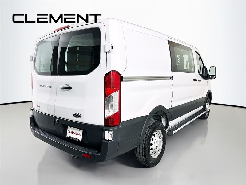 Ford Transit Cargo Van Vehicle Image 07