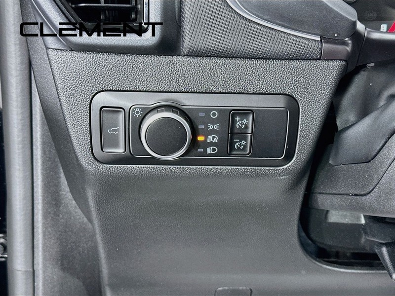 Ford Bronco Sport Vehicle Full-screen Gallery Image 14