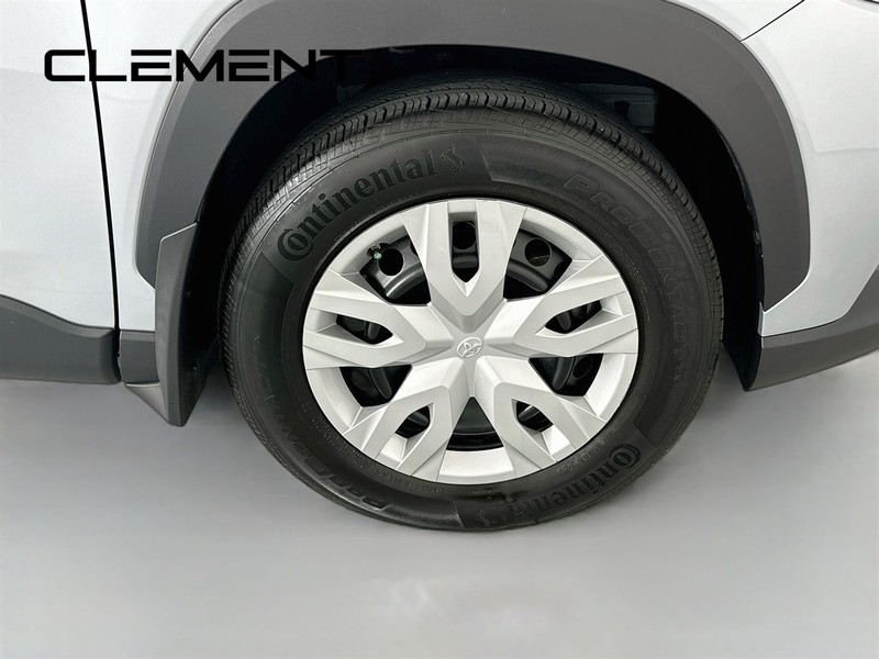 Toyota Corolla Cross Vehicle Full-screen Gallery Image 34