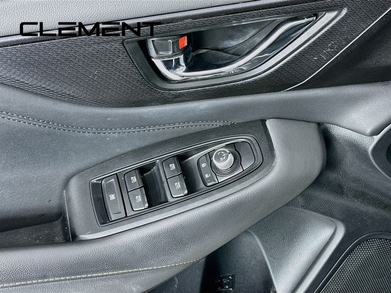 Subaru Outback Vehicle Full-screen Gallery Image 27