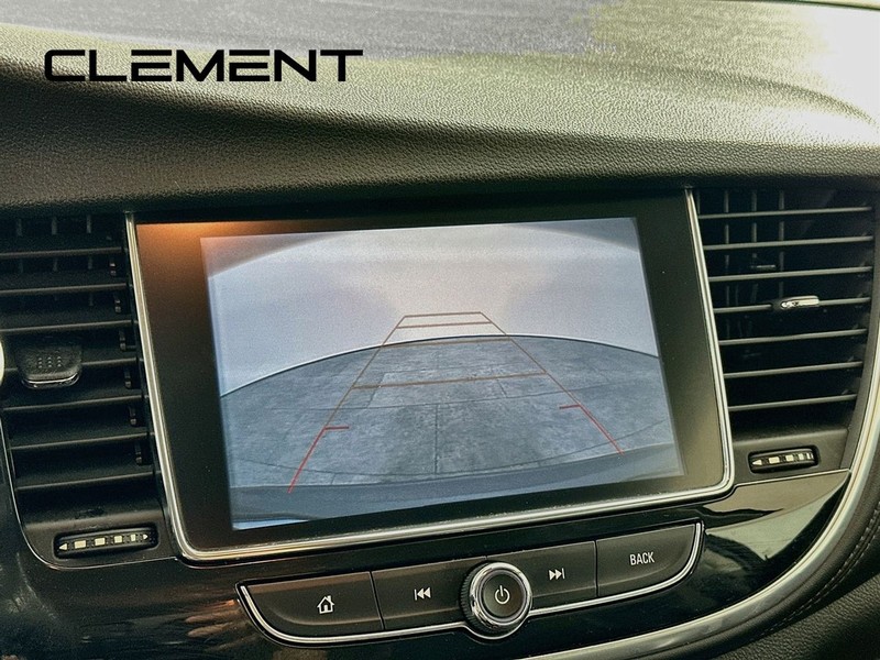 Buick Encore Vehicle Full-screen Gallery Image 20