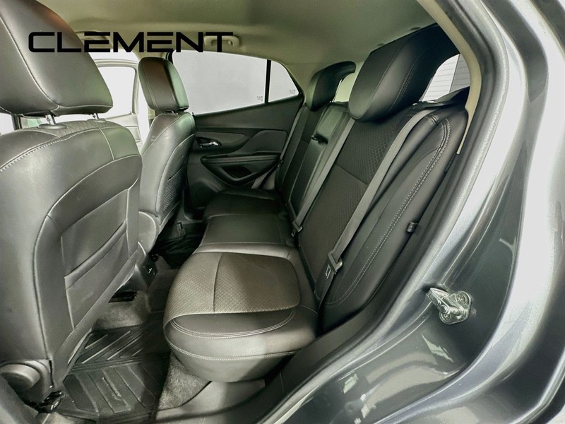 Buick Encore Vehicle Full-screen Gallery Image 30