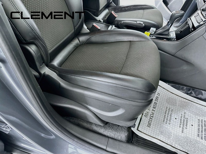 Buick Encore Vehicle Full-screen Gallery Image 31